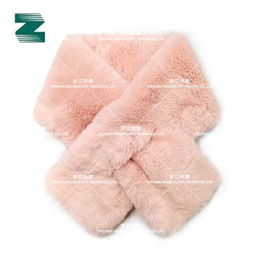 Lliw Solid Faux Fur Scarf
